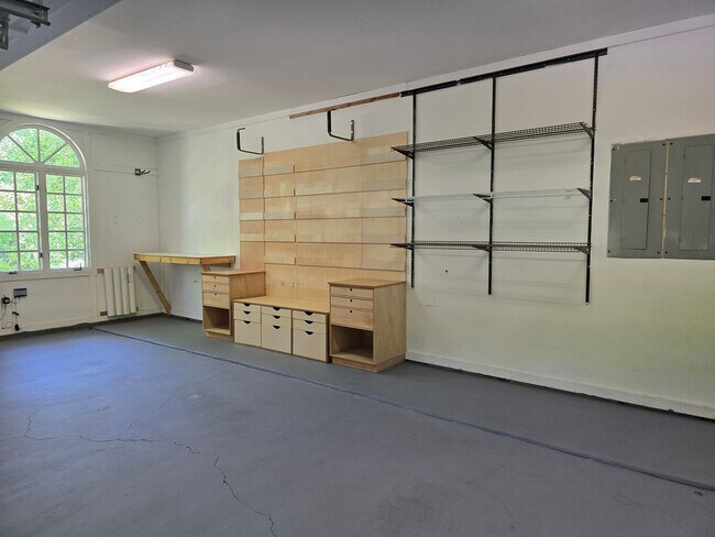 Building Photo - 102 Eyemouth Ct
