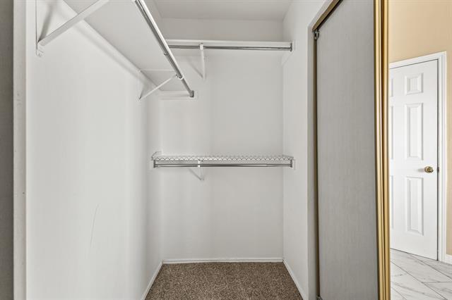 Building Photo - 2909 Misty Valley Dr