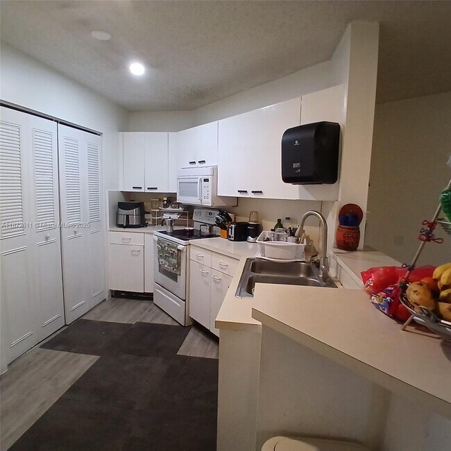 Building Photo - 6280 NW 186th St