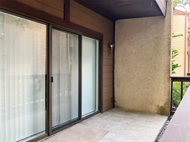 Building Photo - 11711 Memorial Dr