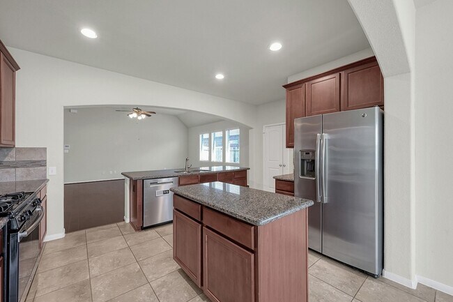 Building Photo - 30119 Saw Oaks Dr