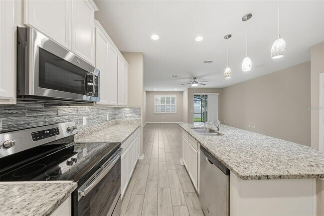 Building Photo - 1154 Water Iris Wy