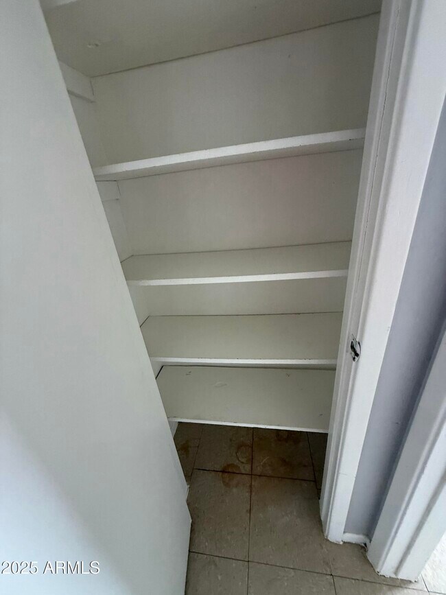 Building Photo - 501 W 14th St