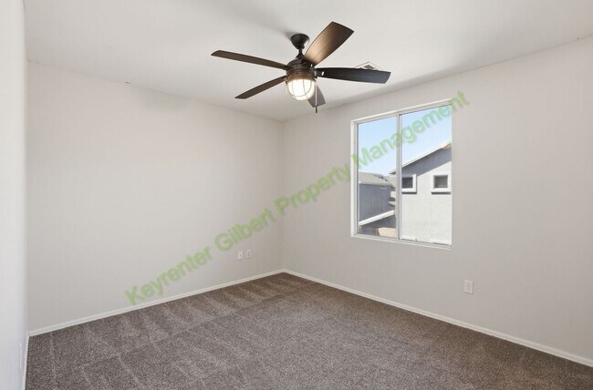 Building Photo - Beautiful Gilbert Home on a Corner Lot in Prime Location – Modern Comfort & Functional Living!