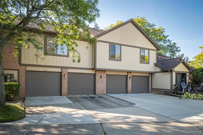 Building Photo - 276 Meadow Bridge Dr
