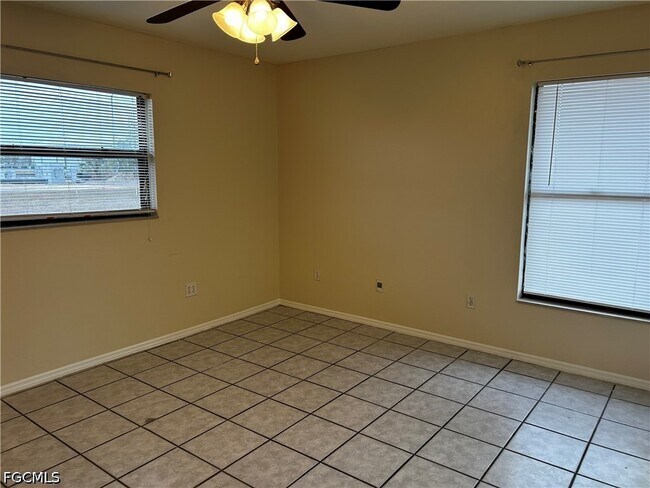 Building Photo - 229 Hancock Bridge Pkwy