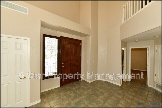 Building Photo - 6598 Eagle Ridge Dr