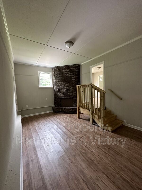 Building Photo - 2601 2nd St NW