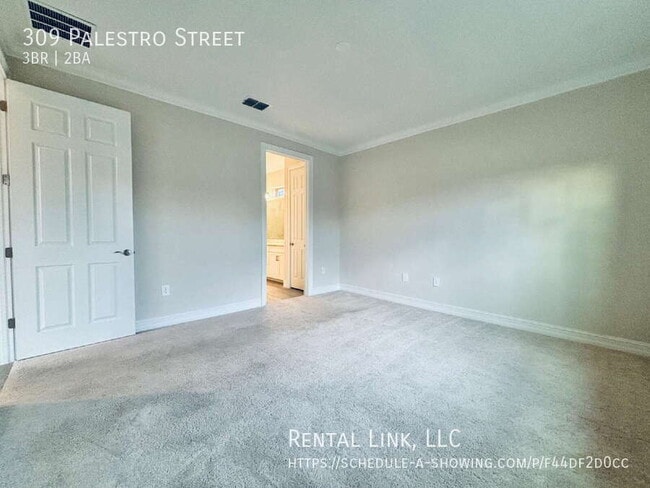 Building Photo - 309 Palestro St