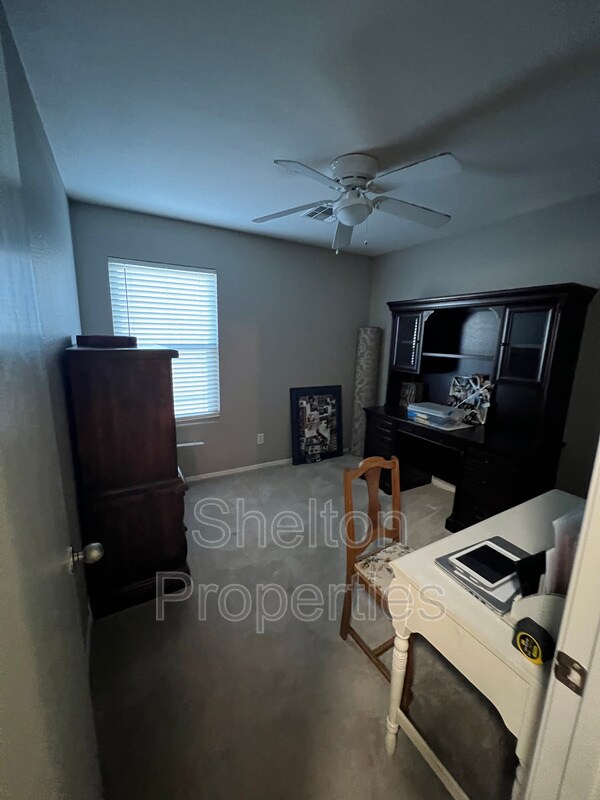 Building Photo - 15439 W Cortez St