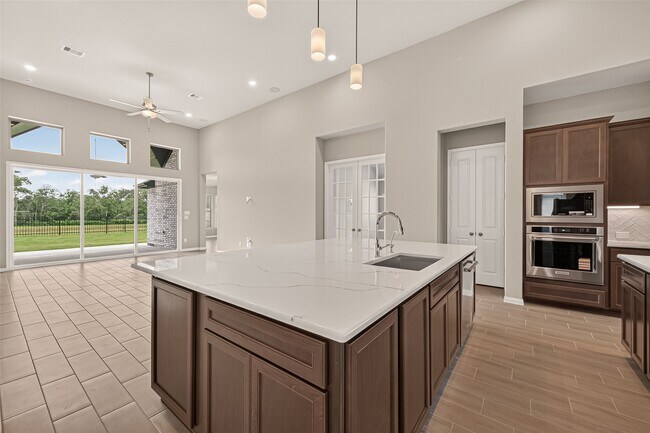 Building Photo - 27003 Estella Mdw Ln