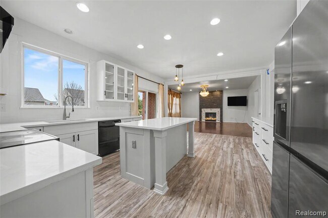 Building Photo - 49184 Gracechurch Rd