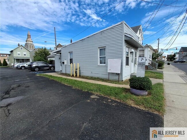 Building Photo - 27a Obert St