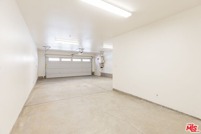 Building Photo - 4376 Paxton Pl