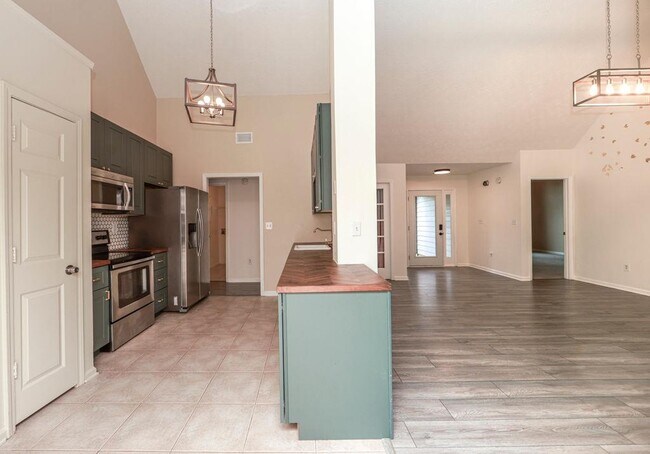 Building Photo - 5377 Fawn Ivey Ln