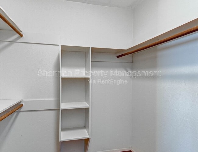 Building Photo - 5911 Chrystell Ln