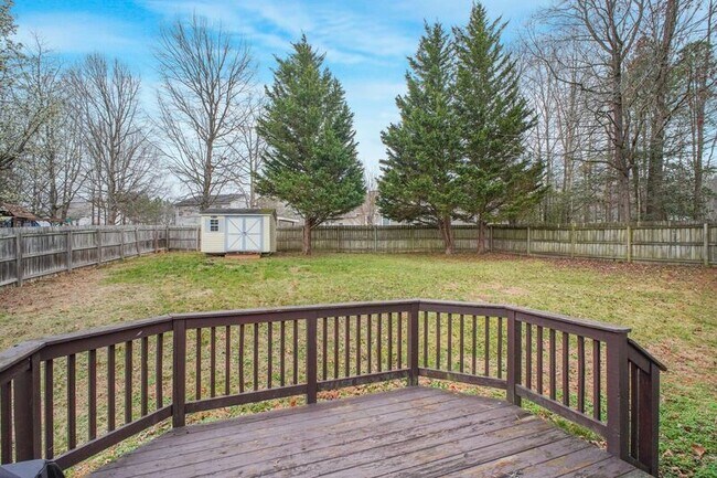 Building Photo - 4410 Caven Ct N