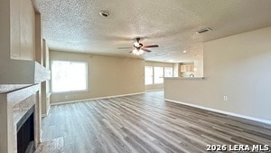 Building Photo - 2410 Gem Oak