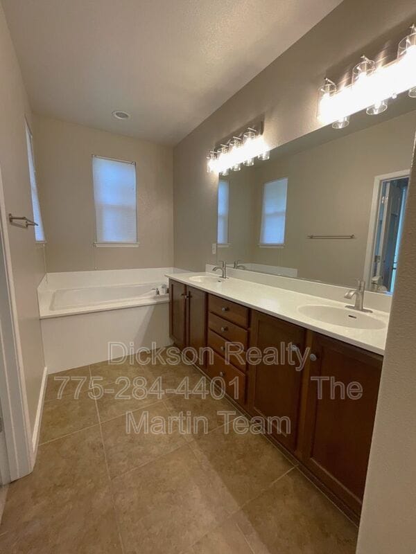 Building Photo - 2145 Tara Ridge Trail