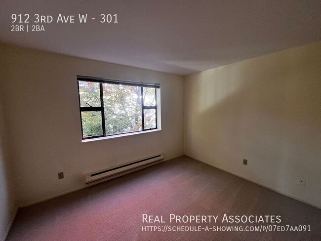 Building Photo - 912 3rd Ave W