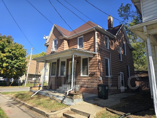 Primary Photo - 71 Lafayette St