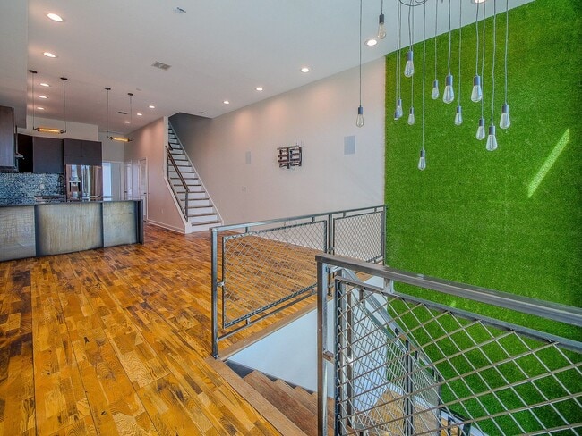 Building Photo - Three Bedroom Modern Olde Kensington Condo with Roofdeck