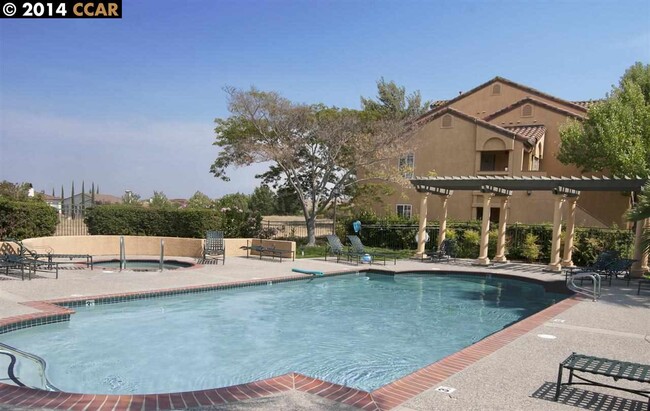 Pool next to condo - 470 Bollinger Canyon Ln