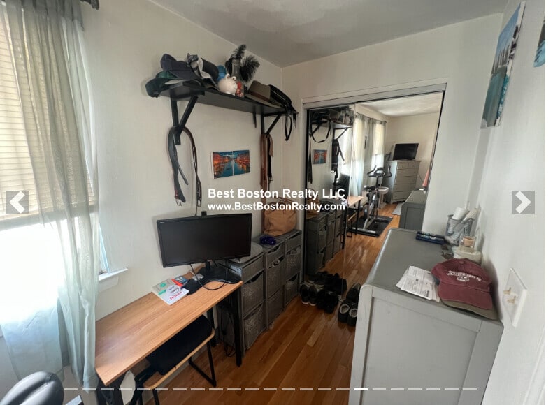 Building Photo - 217 Holland St