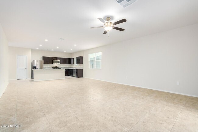 Building Photo - 1810 W Pinkley Ave