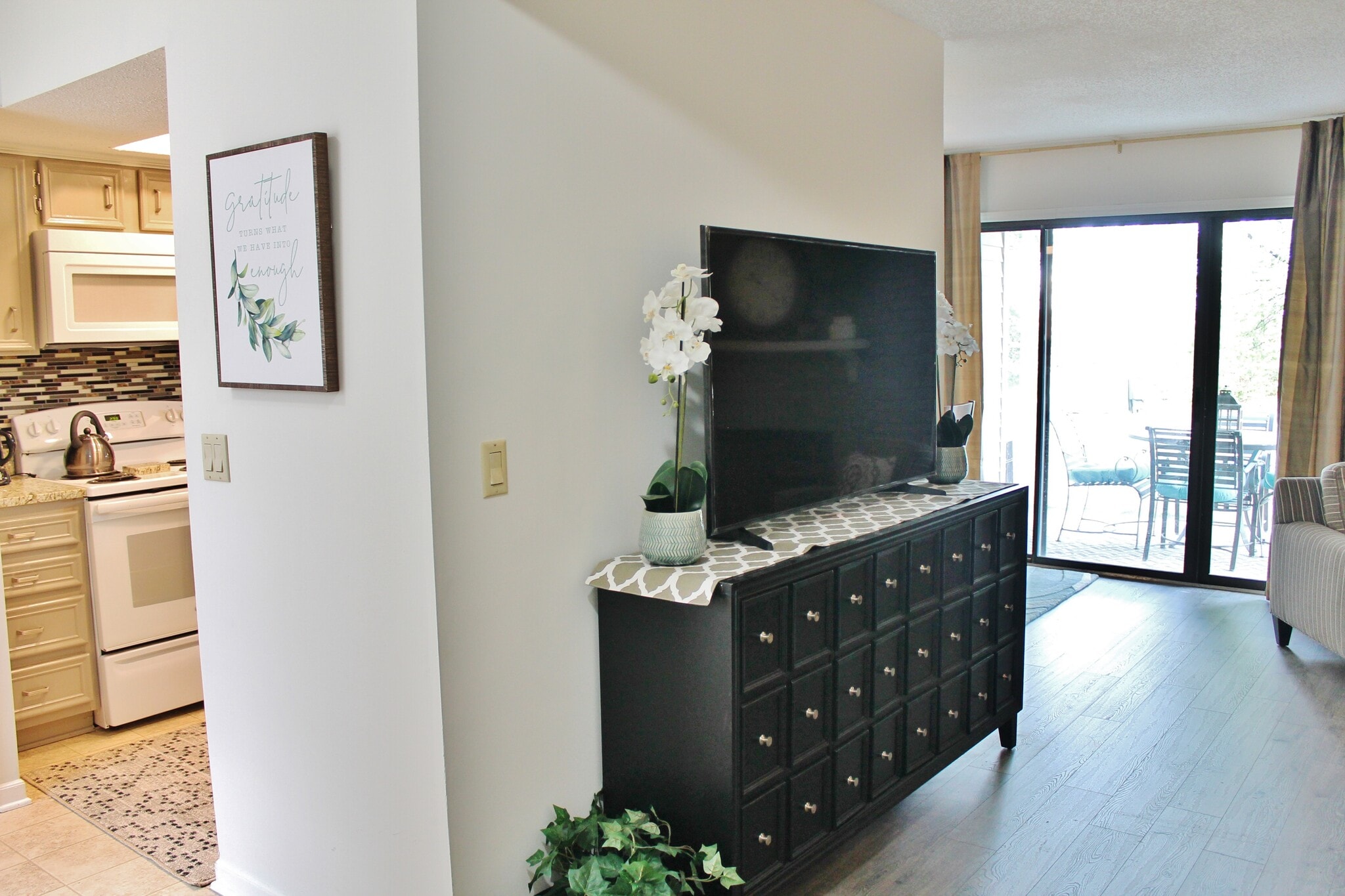 Building Photo - 7805 Renaissance Ct