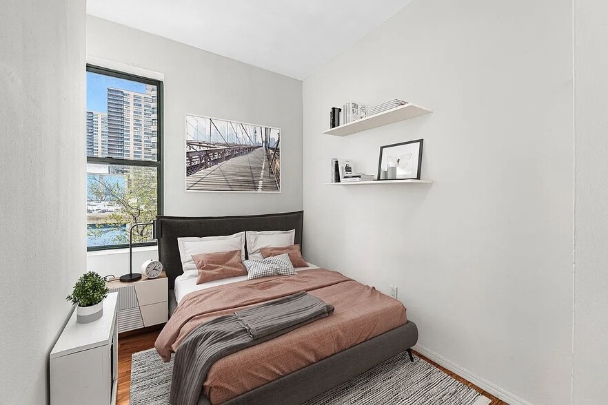 Building Photo - 244 W 64th St