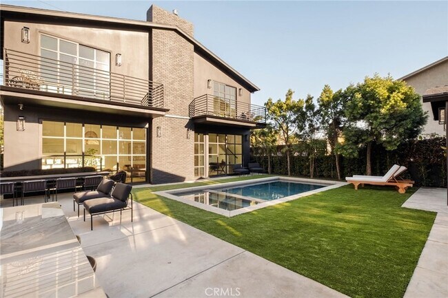 Building Photo - 354 5th Ave