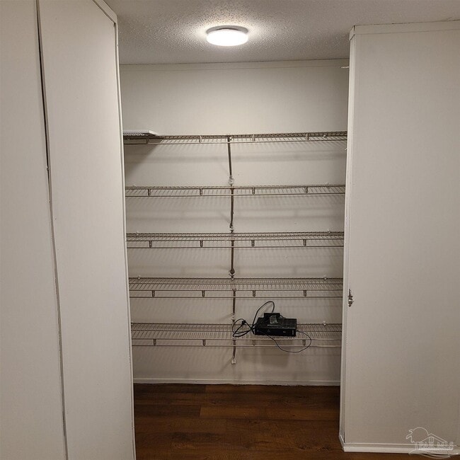 Building Photo - 1111 Mills Ave