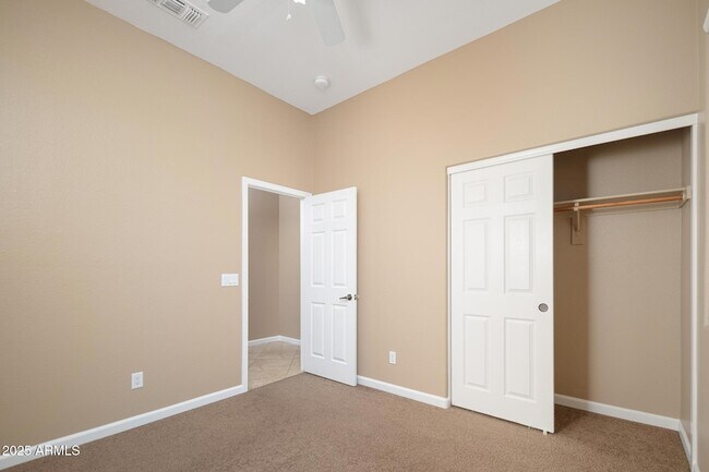 Building Photo - 13679 W Tara Ln