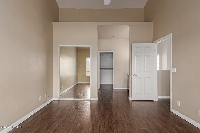 Building Photo - 2801 N Litchfield Rd