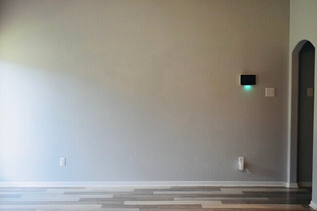 Building Photo - 28923 Birch Green Way