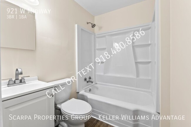 Building Photo - Charming Renovated Home – Lower Utilities ...