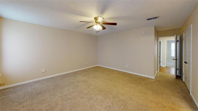 Building Photo - 710 Old Creek Rd