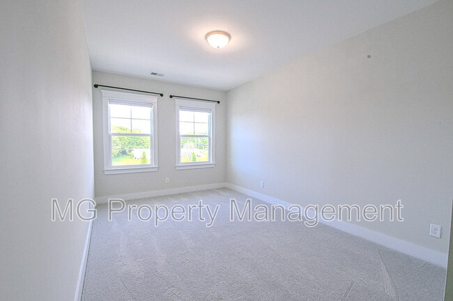 Building Photo - 4714 Blanchard Wy