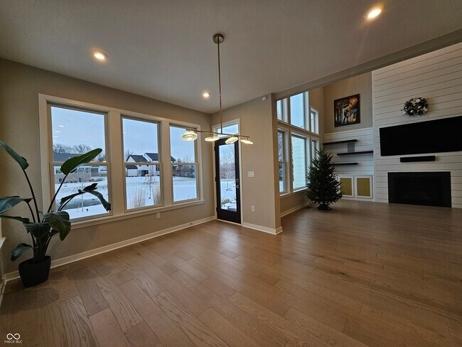 Building Photo - 228 Oakhurst Wy