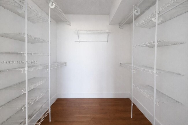 Building Photo - 2201 S Ocean Dr