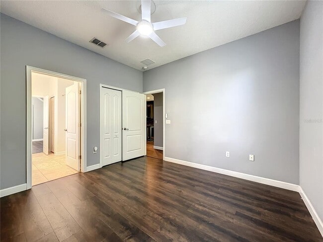 Building Photo - 10041 Oak Quarry Dr