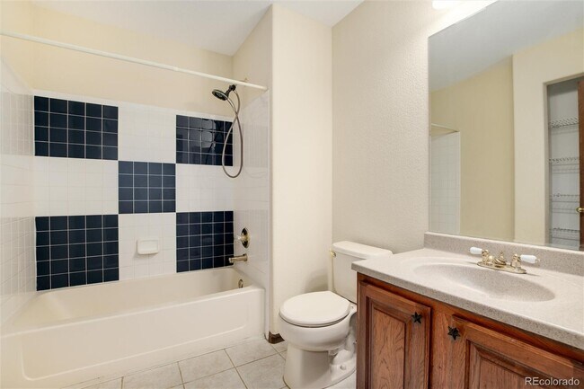 Building Photo - 9865 Falcon Ln