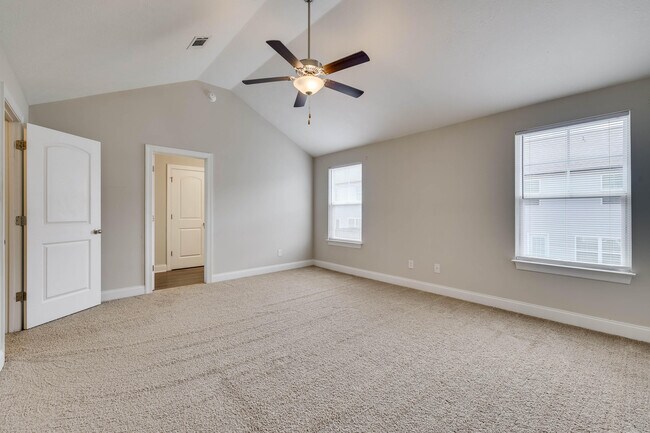 Building Photo - 4281 Valencia Ln