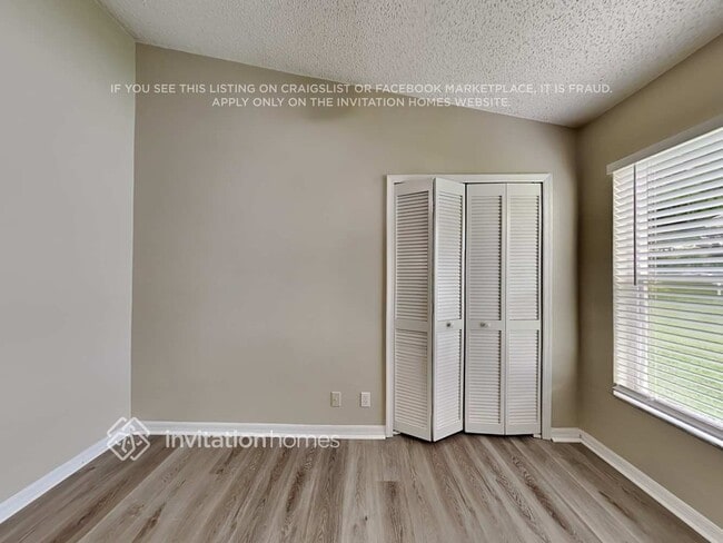 Building Photo - 13036 Meadowbreeze Dr