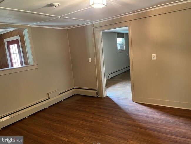 Building Photo - 5646 Merry Oaks Rd