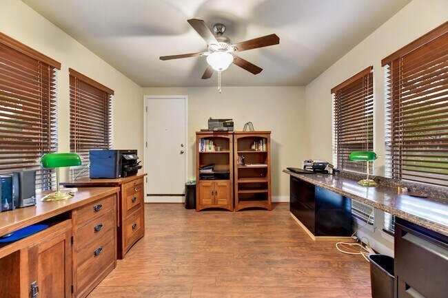 Building Photo - 11313 Menodora Dr