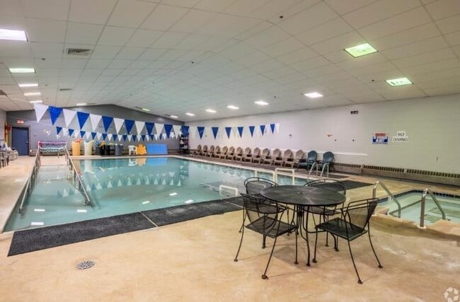 Building Photo - 605 Chase Blvd