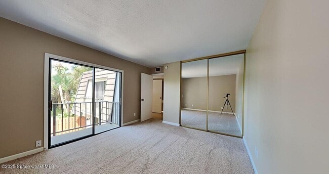 Building Photo - 2313 Vista Oaks Cir NE