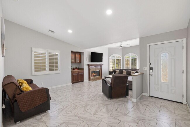 Building Photo - 31115 Whispering Palms Trail